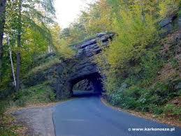 Tunel Skalny